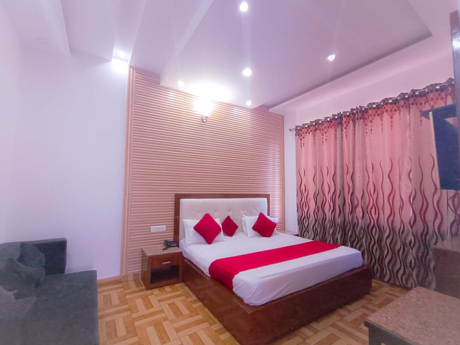 Hotel Snow Ark Inn, Dalhousie Zewnętrze zdjęcie